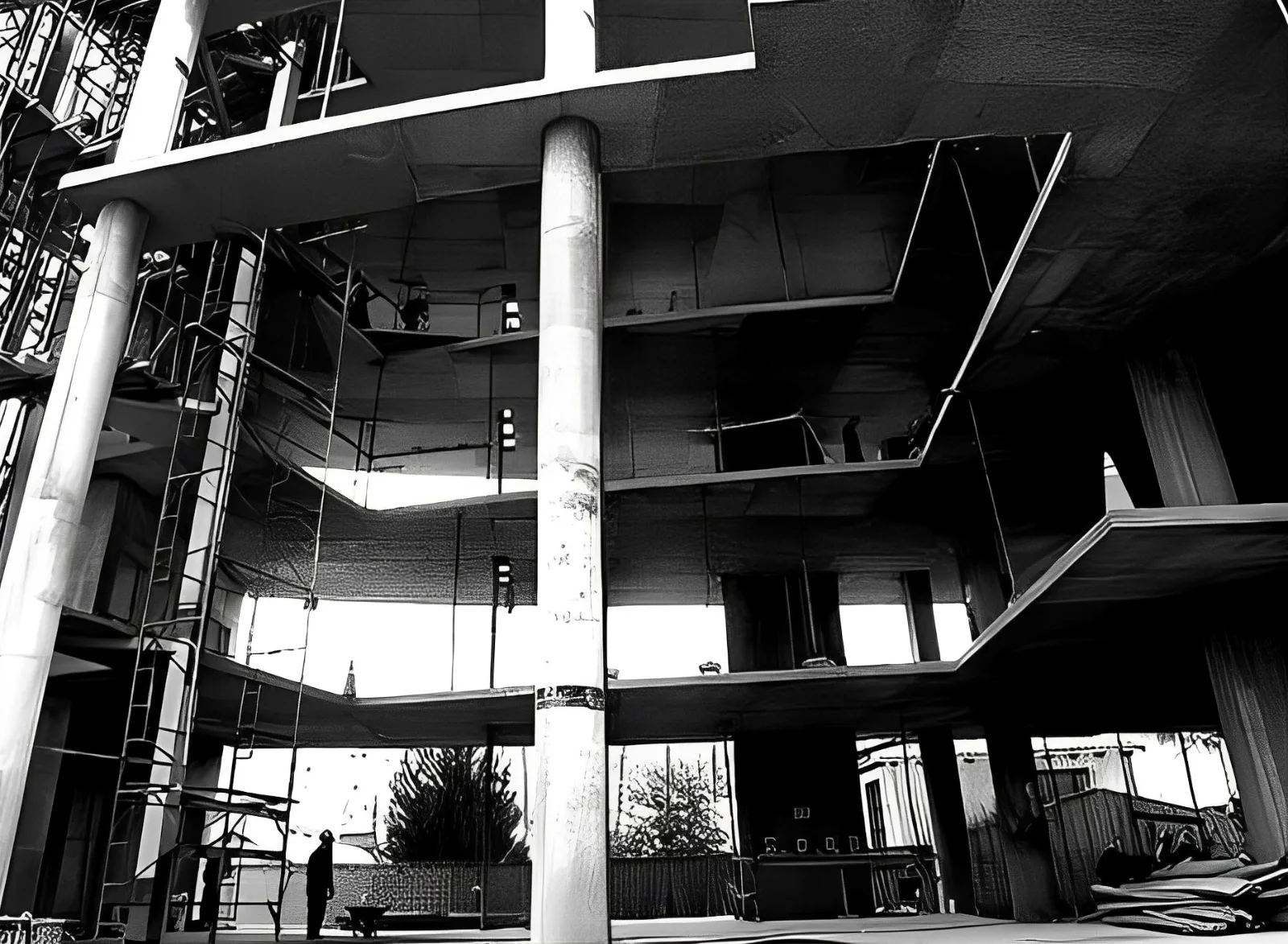 Banco de Crédito Building (BCP) 11