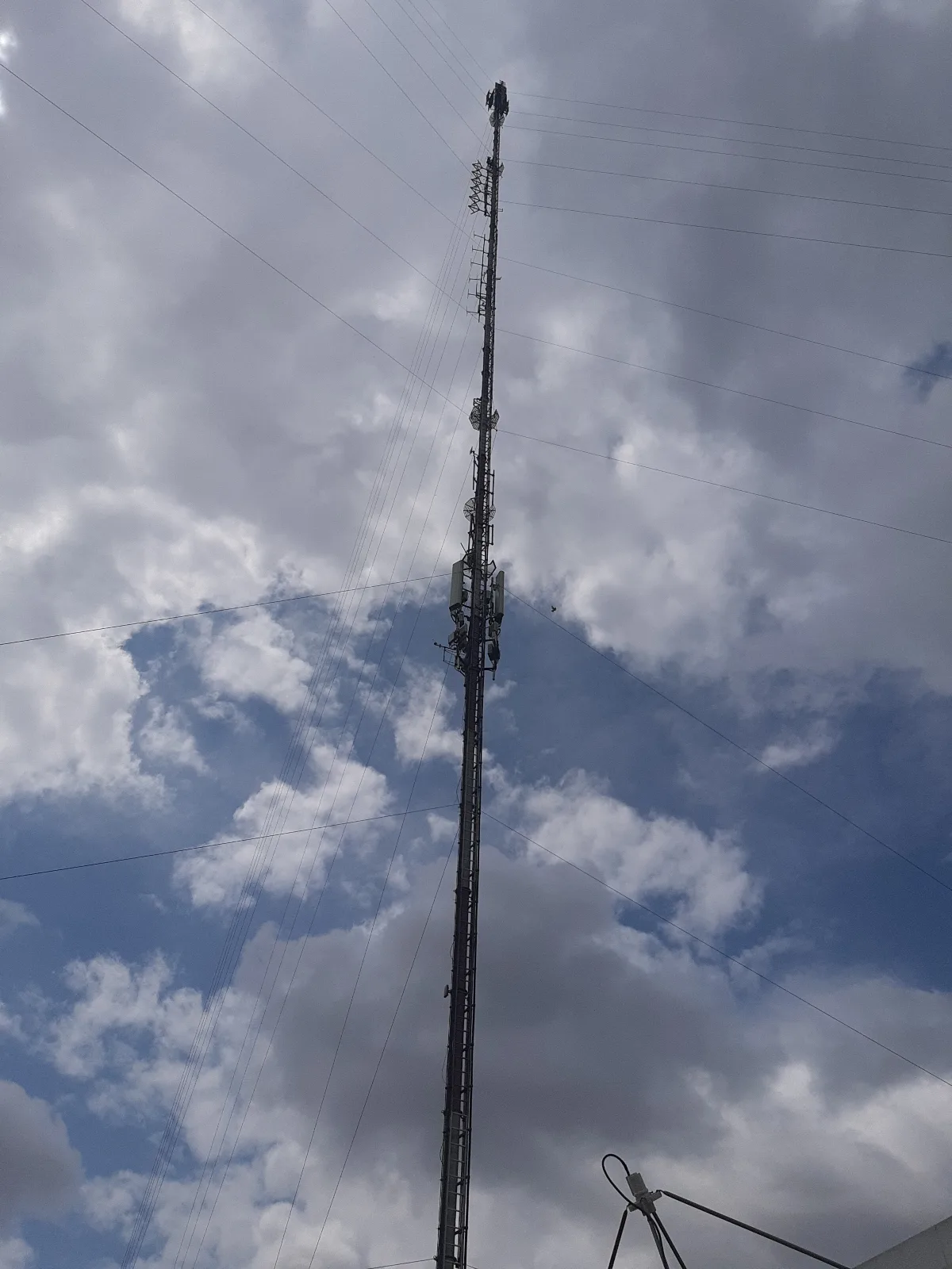 Torre Unitel 5