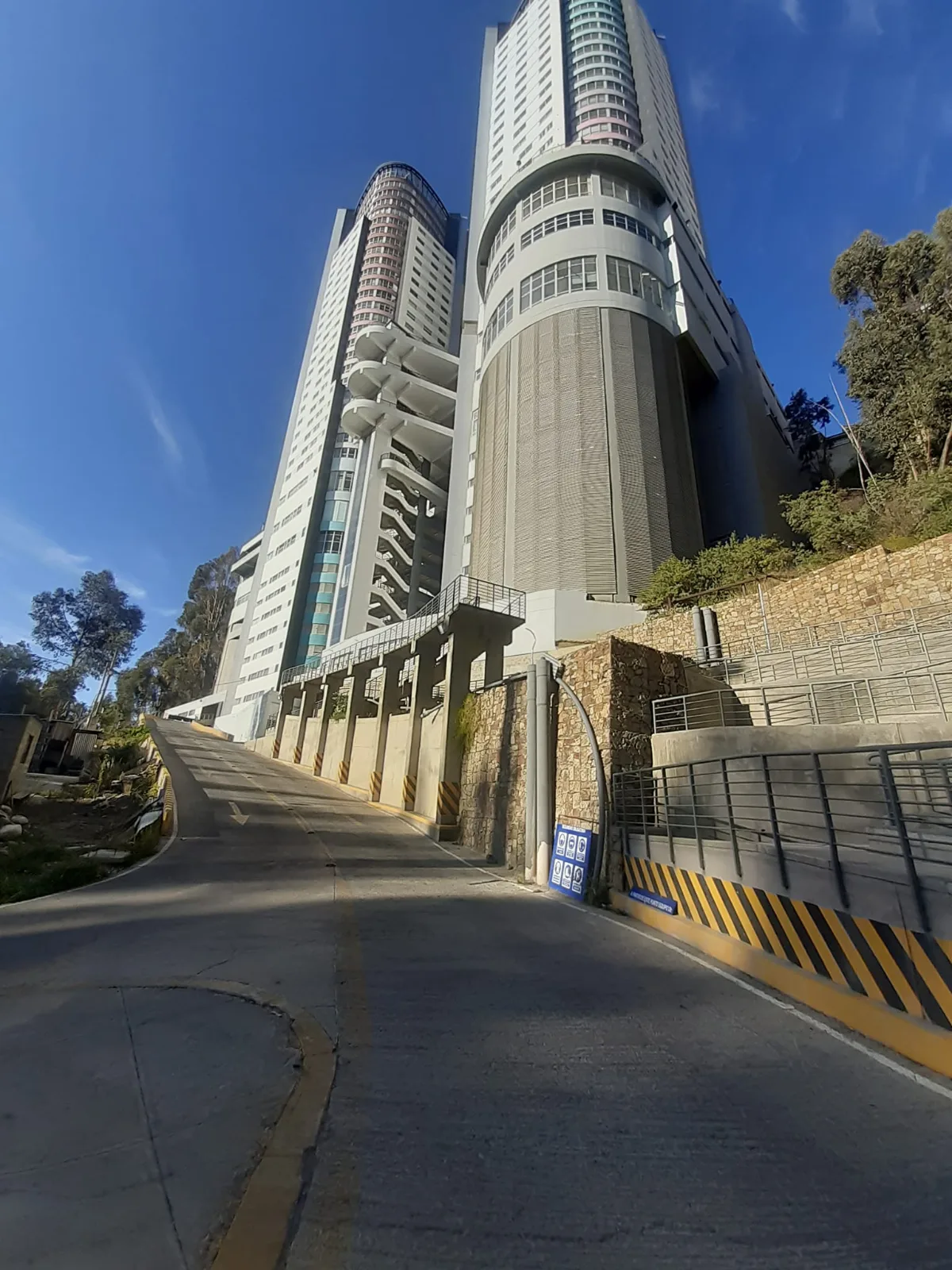 Torres del Poeta 10